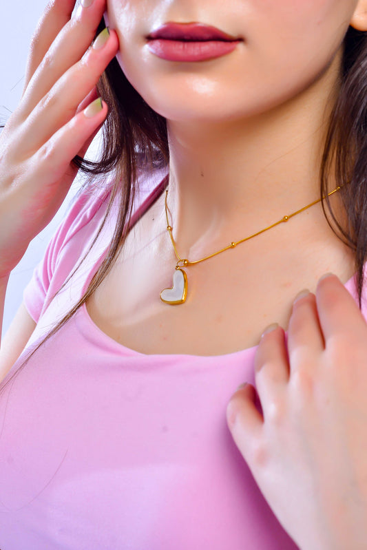 Elegant Silver Chain Necklace