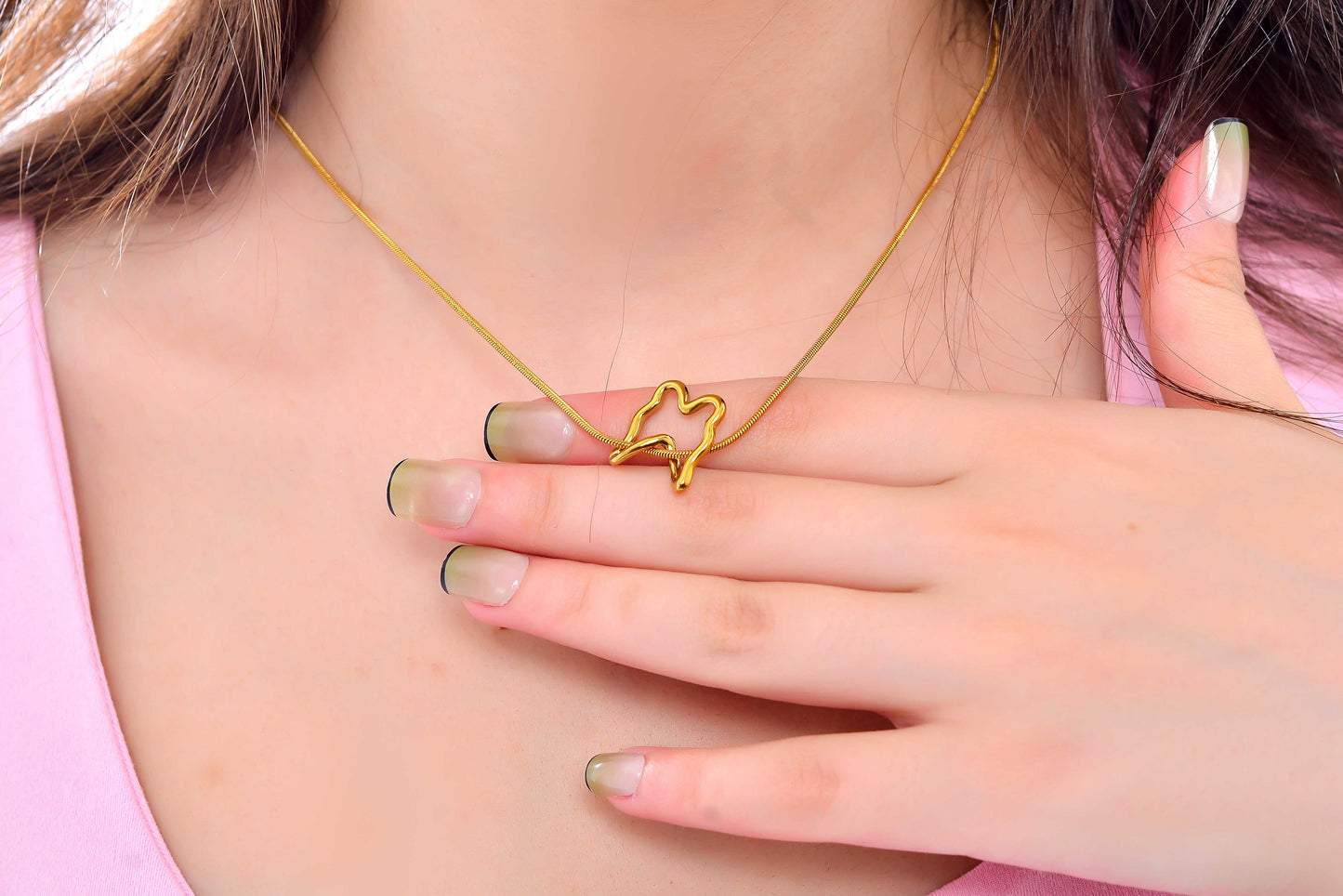 Simple Silver Pendant Necklace