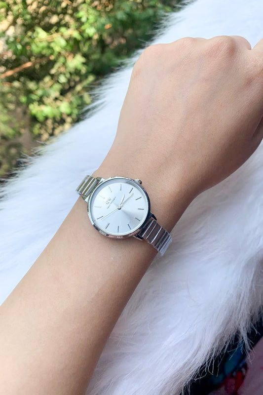 Minimalist Silver-Tone Round Watch